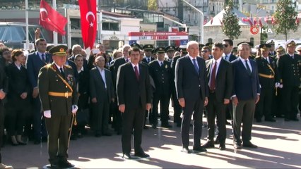 - Taksim'de çelenk gerginliği