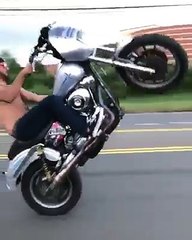 The Insane Guy Show The Shocking Lifting Head Car