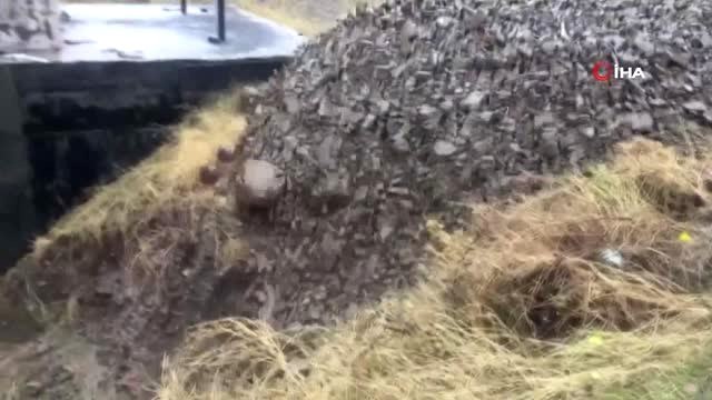 Şırnak'ta Aşırı Yağışın Neden Olduğu Toprak Kayması Böyle Görüntülendi