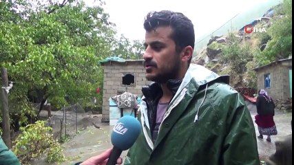 Sel Evleri Vurdu 10 Ev Sular Altında Kaldı, 200 Arı Kovanı Selden Zarar Gördü