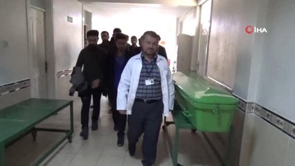 Üniversite Öğrencilerine Morgda Ders