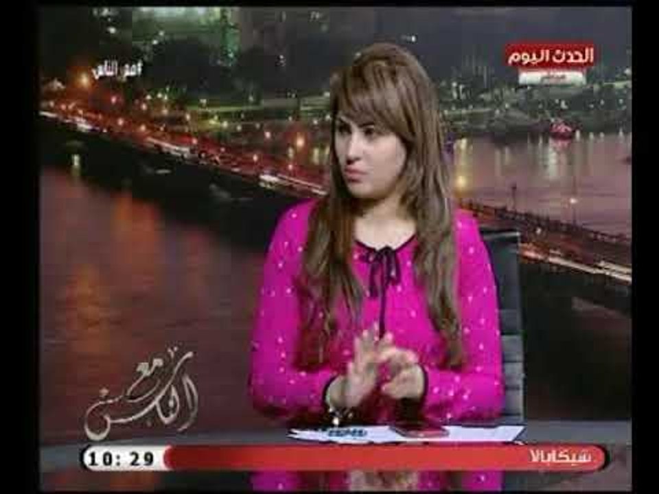 بسمة إبراهيم تستبدل مكانها في الاستوديو لتصبح ضيفة في البرنامج واحد نماذج متحدي الاعاقة المذيع