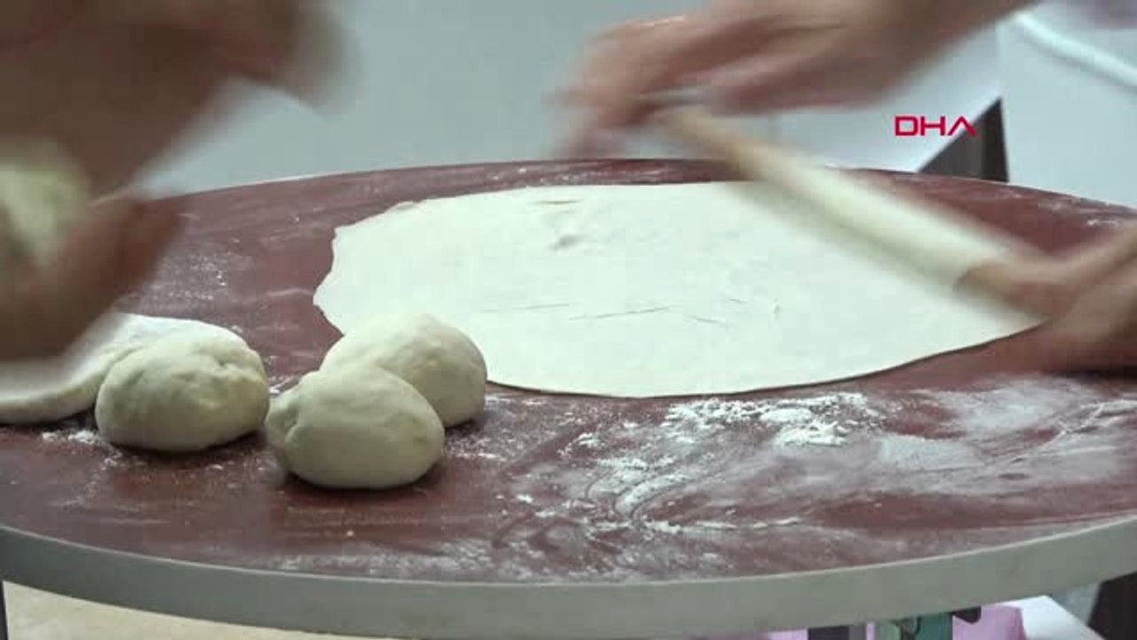 Antalya Çikolata Ülkesi İsviçre'ye Tatlı İhraç Ediyor