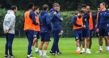 Fenerbahçe'de Valbuena ve Barış Alıcı, Phillip Cocu'nun Gözüne Giremedi