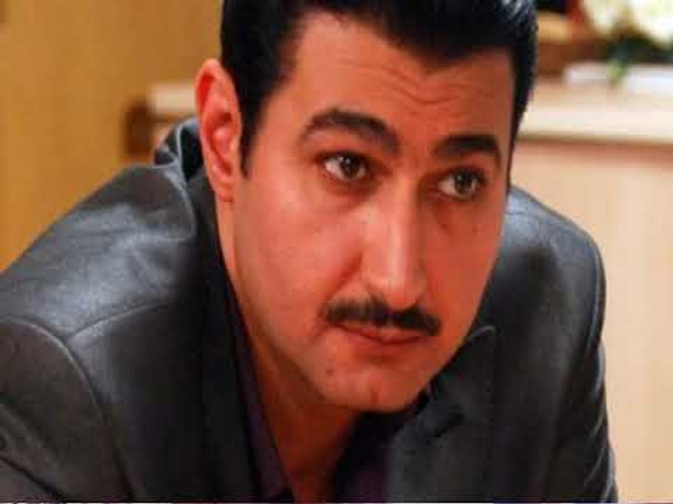 الفنان ياسر جلال يعاتب أحمد الشريف بعد سبابه له: من أمتي السوشيال ميديا مرجع