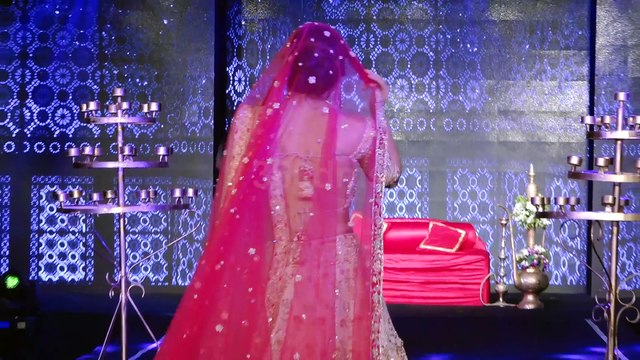 Watch Ramp Walk of Bollywood Divas of The Wedding Junction Show
