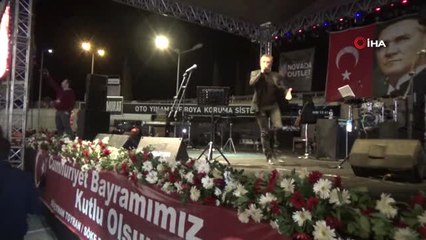 Söke'de Edip Akbayram'la Cumhuriyet Coşkusu