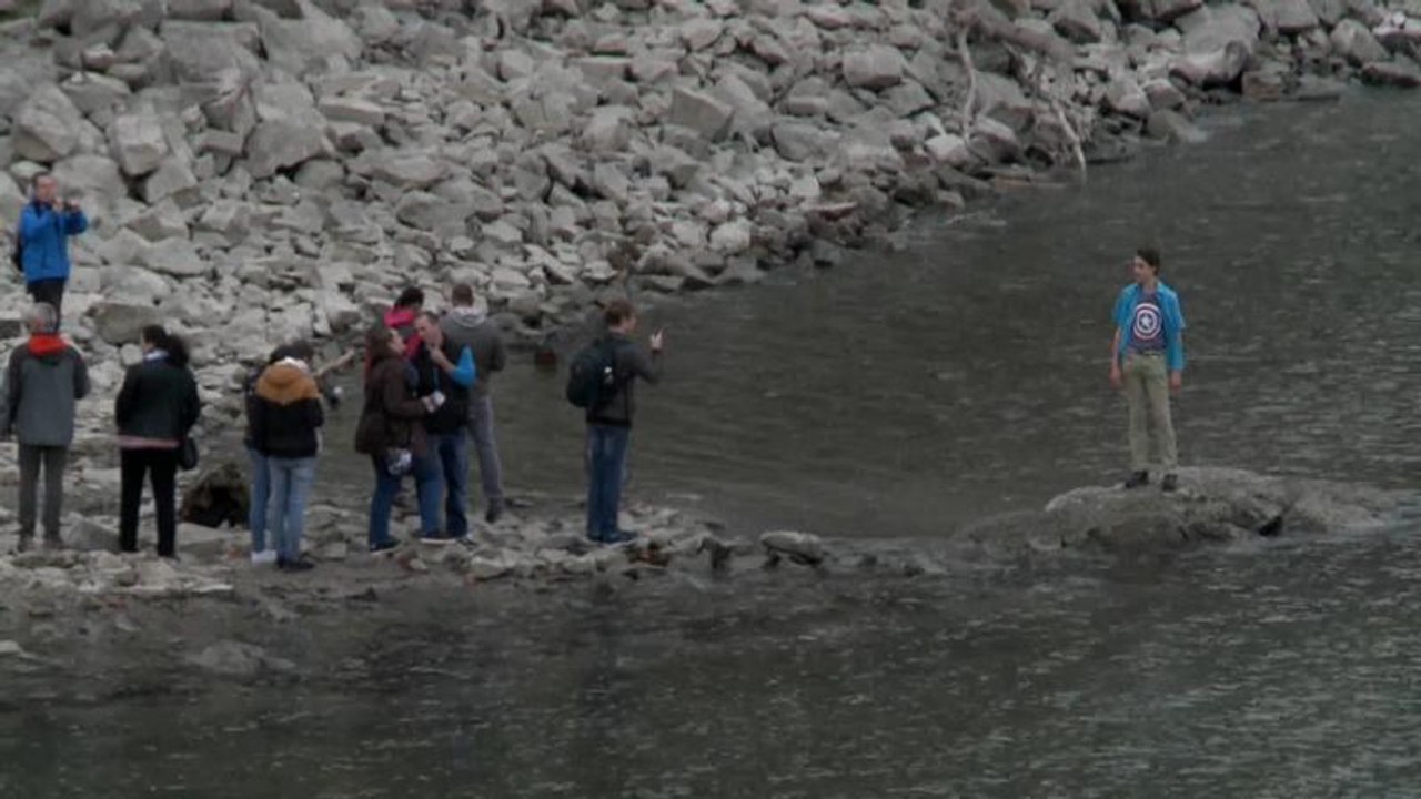 Niedrige Donau gibt Schätze frei