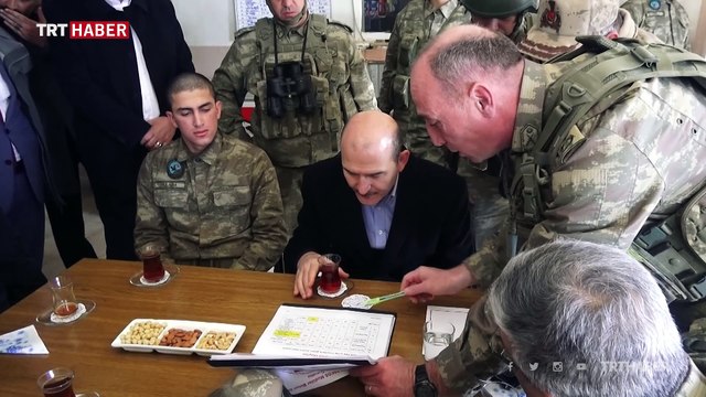 Bakan Soylu Türkiye-İran sınırında yapımı süren güvenlik duvarını inceledi