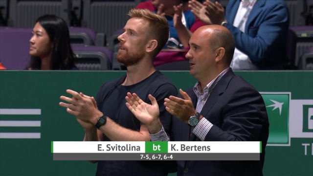 Svitolina battles past Bertens to make WTA final