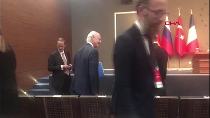 İstanbul- Fidan, Akar ve Mistura Ayak Üstü Sohbet Etti