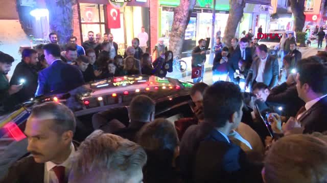 İstanbul Cumhurbaşkanı Erdoğan Vatandaşlarla Sohbet Etti