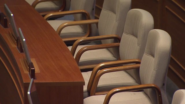 '비리 유치원 vs 채용 비리' 한 방씩 주고받았지만 구태는 여전 / YTN