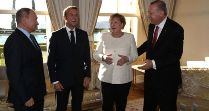 Erdoğan'dan Büyük Jest: 15 Temmuz Şehitler Köprüsü'nde Almanya, Rusya ve Fransa'nın Bayrak Renkleri Yandı