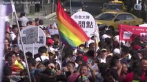 Hundreds of Thousands March For Marriage Equality In Taiwan