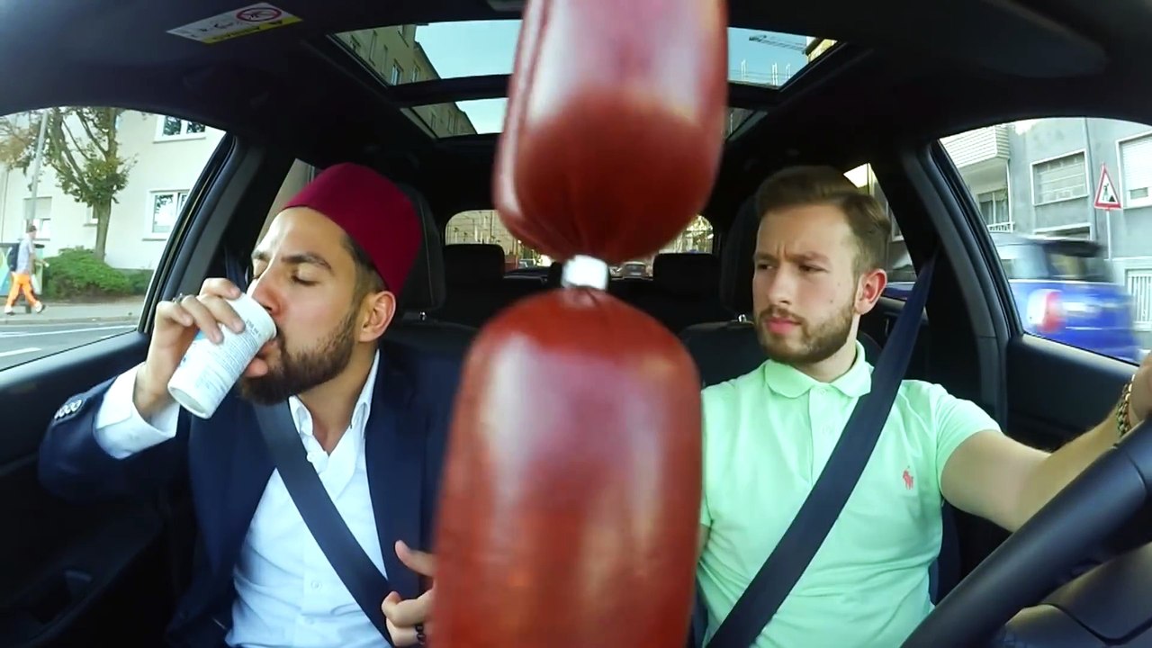 FAHRLEHRER ⎮ TÜRKE VS ARABER ⎮ Younes Jones