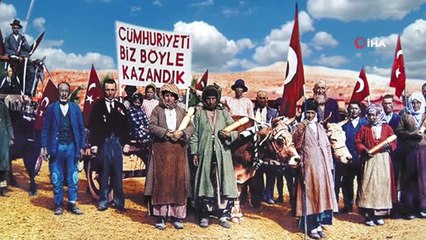AK Parti İzmir'in 'Cumhuriyet' Filmi Sosyal Medyayı Salladı.