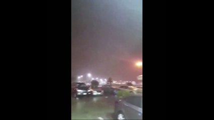 أمطار رعدية تضرب مدينة الدمام السعودية