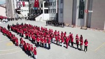 İlkokul öğrencilerinin Atatürk koreografisi havadan görüntülendi