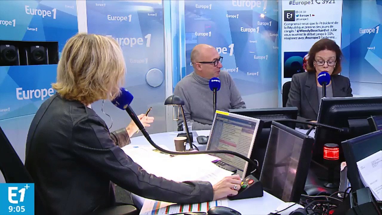 "Fatigue psychique", "coup de pompe politique"… Pourquoi Emmanuel Macron prend-il une pause ?
