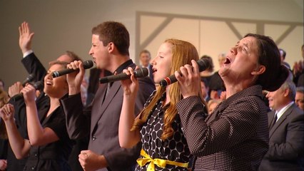Bill & Gloria Gaither - Blood Of Jesus (Live)