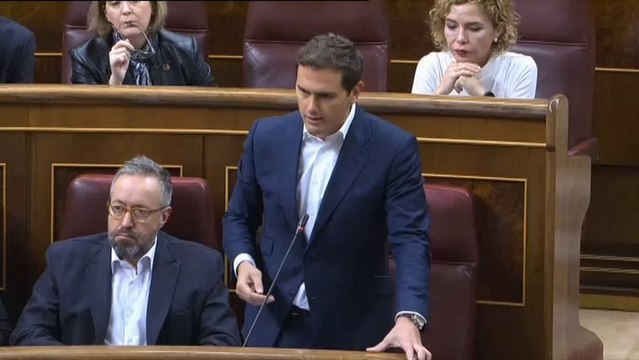 Rivera a Sánchez: “O se hace el sordo, o se hace el tonto o las dos cosas”