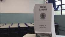 Brasil abre los colegios electorales para escoger entre Bolsonaro y Haddad
