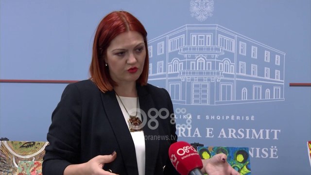 Ora News - Shkolla e drejtorëve, Ministria e Arsimit po përgatit kurrikulën