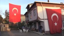 Şehit Evlatlarının Hatıralarını Özel Odada Saklıyorlar - Zonguldak