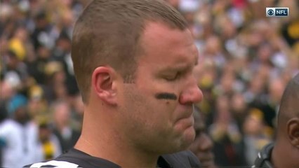 Steelers honor shooting victims with moment of silence