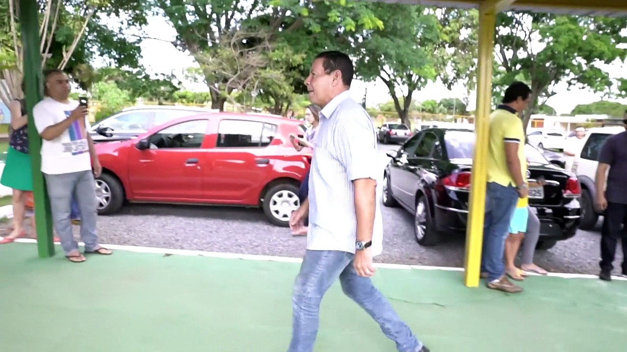 Mourão nega alterações na Constituição