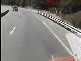 UN TIP DE SEGURIDAD VIAL QUE PUEDE SALVAR VIDAS