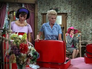 Petticoat Junction S3 E10 - Betty Jo Goes to New York