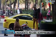 Youtubers mexicanos sorprenden a indigente por su cumpleaños