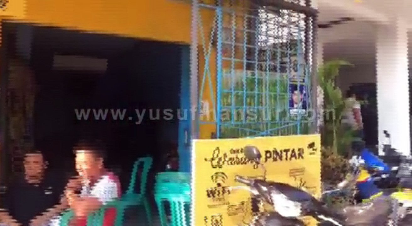 Ngobrol Sama Tetangga di Warung Kopi