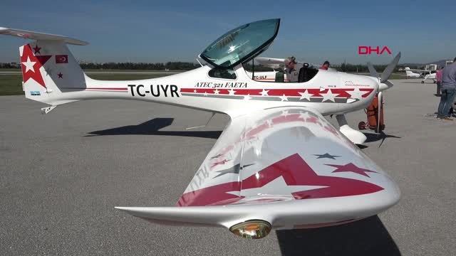 Bursa Cumhuriyet Bayramı Kutlaması İçin Türk Bayrağıyla Uçtular