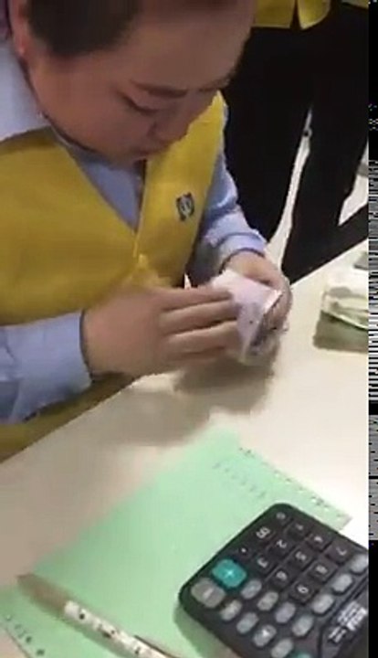 Unbelievable talent of young lady