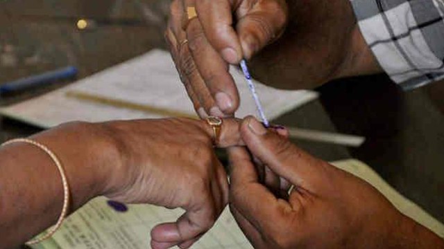 Telangana Elections 2018: ఛత్తీస్‌గడ్‌ ఎన్నికలపై తెలంగాణ ఆసక్తి