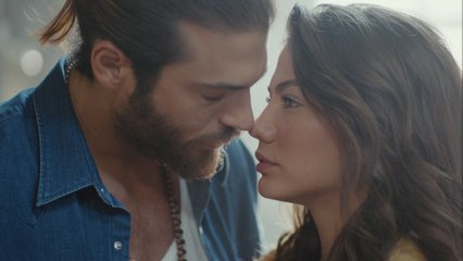 Erkenci Kuş 17. Bölüm Sanem'in Renkli Dünyası