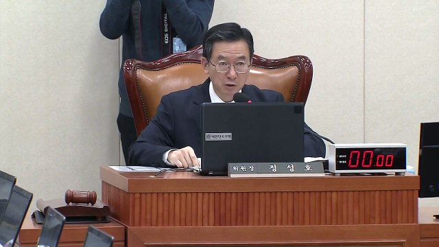 소득 주도 성장 여야 공방... 소득 불평등 줄여야 vs 실패한 정책 / YTN