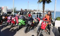 Motosiklet tutkunlarından Cumhuriyet korteji