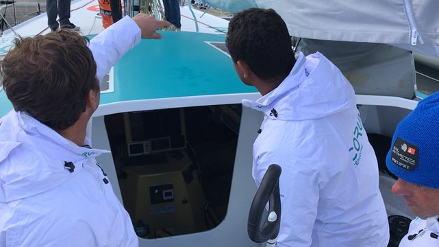 Route du Rhum : Des tampons aux pontons, Thierry Dusautoir parrain du bateau Corum