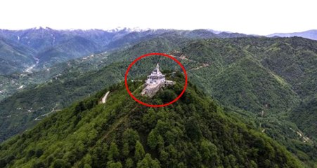 Erdoğan'ın Açılışını Yaptığı Kıbledağı'nın Zirvesindeki Cami, Dizilerin Vazgeçilmezi Oldu