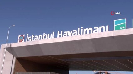 İstanbul'un Yeni Havalimanının Tabelası Asıldı