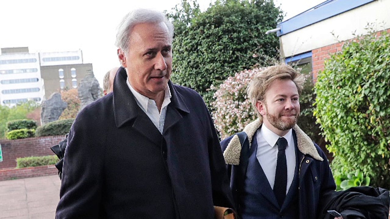 ARCHIVE - Un policier pour passer les témoins "à la moulinette" : en 2012, une ex-secrétaire décrivait sur Europe 1 la "méthode" Tron