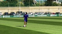 Mandi Trabaja Aparte en el Entrenamiento del Betis