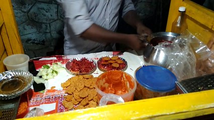 Salem Thattu Vadai Set in Thiruvanmiyur Beach | Street Food