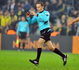 Beşiktaş-Rizespor Maçının Var'ı Cüneyt Çakır Oldu