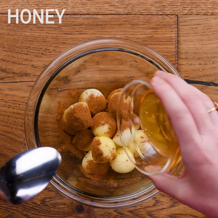 How to Make Apple Pie Stuffed Apples