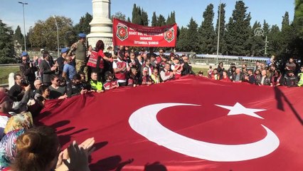 Motosiklet kulübü üyeleri şehitlikleri ziyaret etti - İSTANBUL